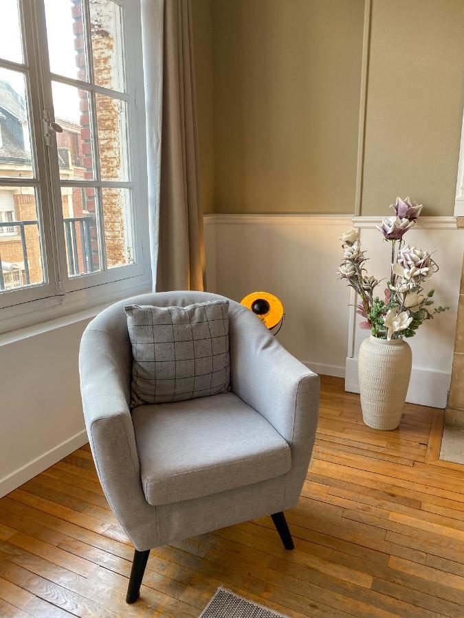 Appartement Chic, 3 Chambres, Hyper Centre-Ville, Parking Payant 阿棉 外观 照片