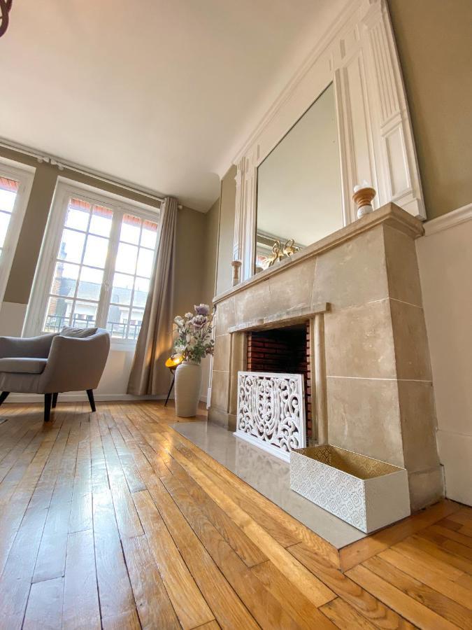 Appartement Chic, 3 Chambres, Hyper Centre-Ville, Parking Payant 阿棉 外观 照片